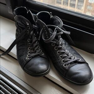 Louis Vuitton Black High-Top Sneakers